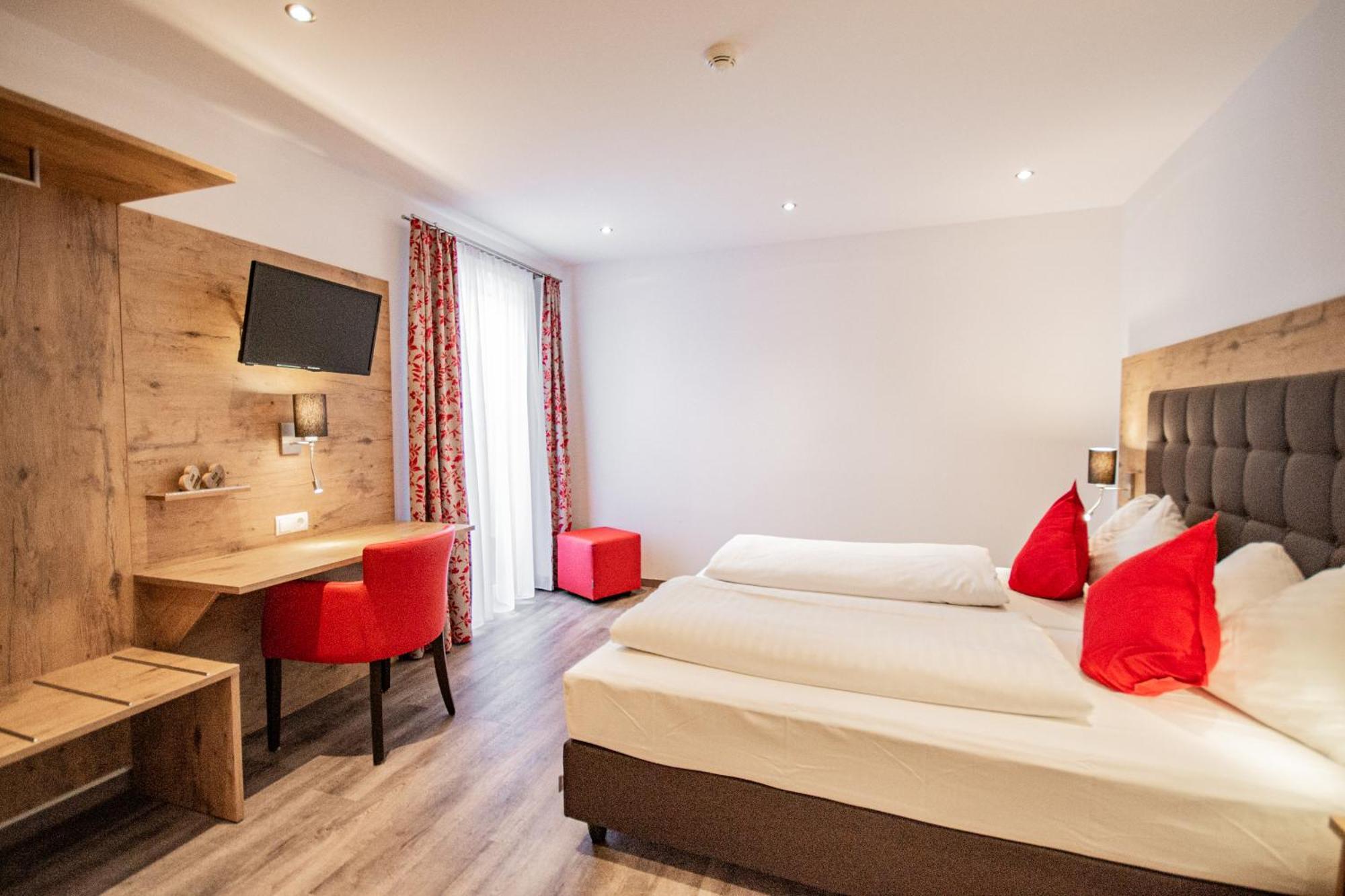 Hotel Wilder Mann ชไตนาค อัม เบรนเนอร์ ห้อง รูปภาพ