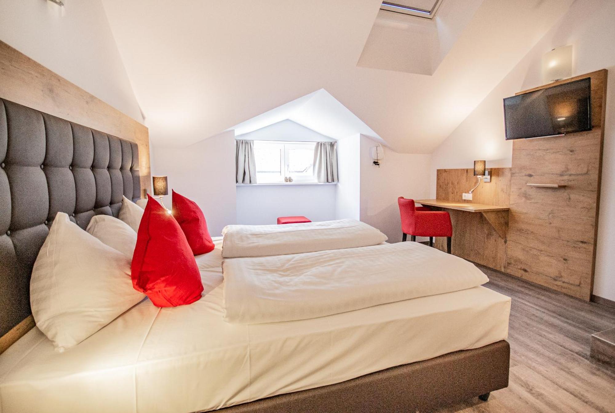 Hotel Wilder Mann ชไตนาค อัม เบรนเนอร์ ห้อง รูปภาพ